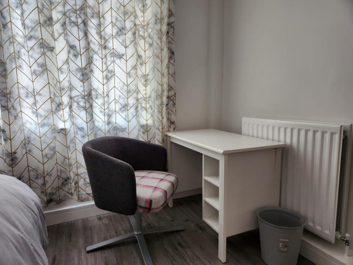 White House Ensuite Double Bedroom Warrington (Cheshire) Exterior foto