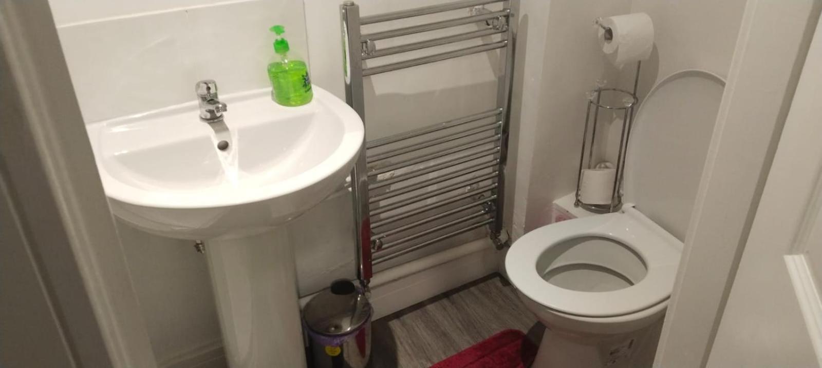 White House Ensuite Double Bedroom Warrington (Cheshire) Exterior foto